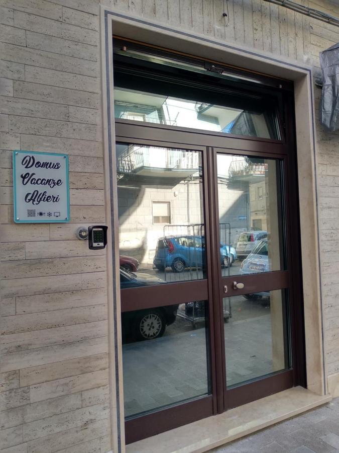 Domus Vacanze Alfieri Apartment Manfredonia
