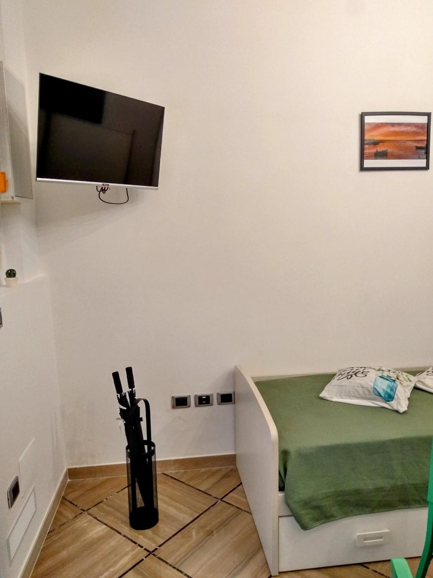 Domus Vacanze Alfieri Apartment
